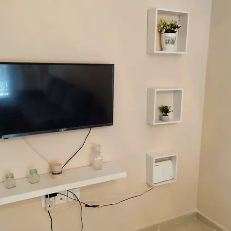 Cozy City Center شقة